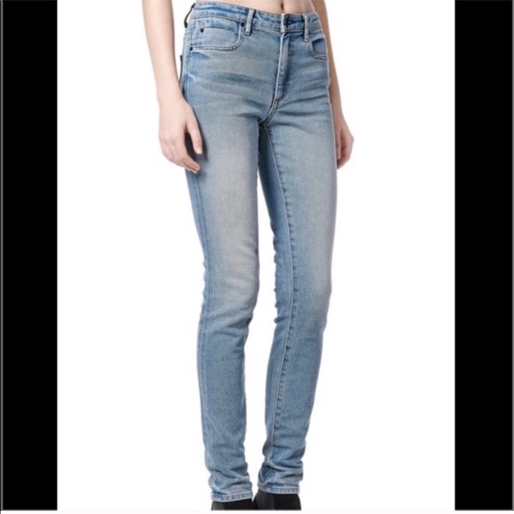 Alexander Wang 001 Jeans in Light Indigo Wash